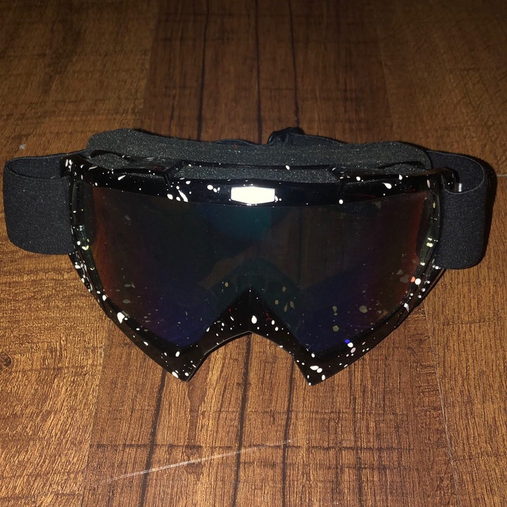 Ransom ski goggles